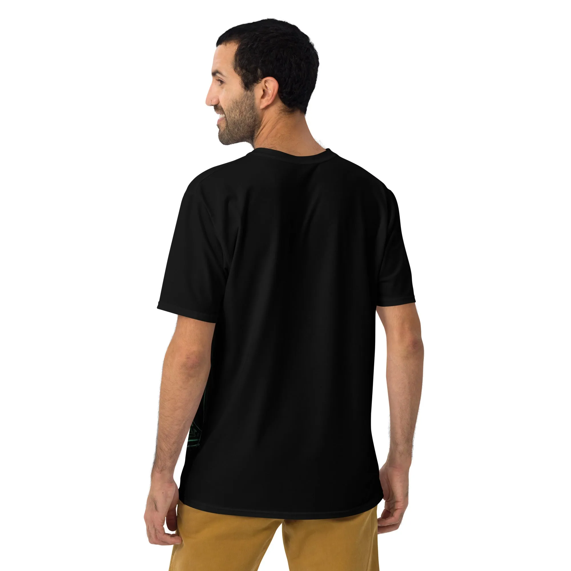 Cyberware assassin v8 - Men's t-shirt